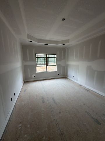 1280 Reda Dr, Clarksville, TN 37042