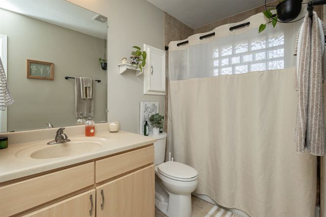 618 45th Street, West Des Moines, IA 50265