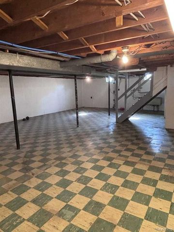 28739 Grandon Street, Livonia, MI 48150
