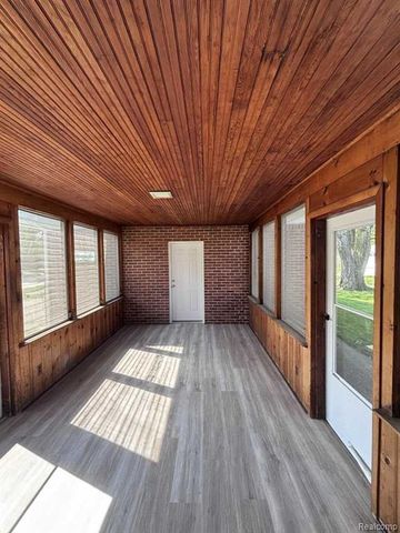 28739 Grandon Street, Livonia, MI 48150