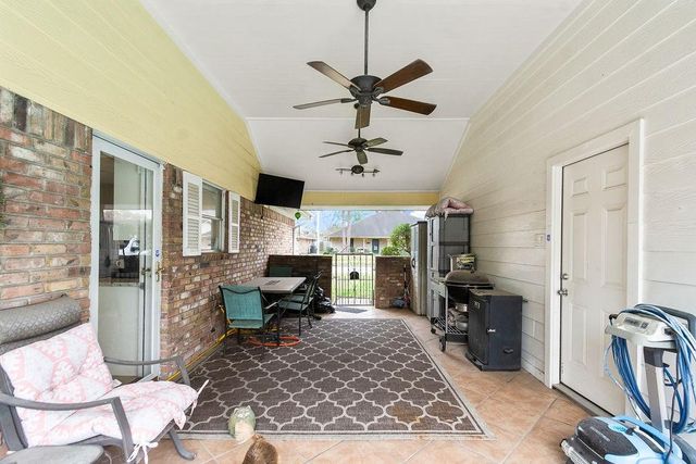 2718 Lufkin Lane, Deer Park, TX 77536