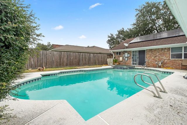 2718 Lufkin Lane, Deer Park, TX 77536