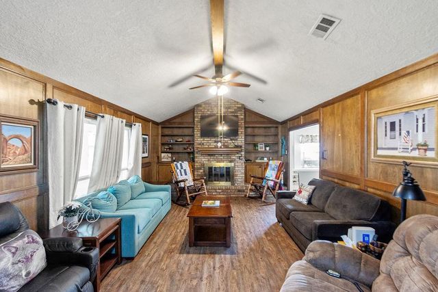 2718 Lufkin Lane, Deer Park, TX 77536