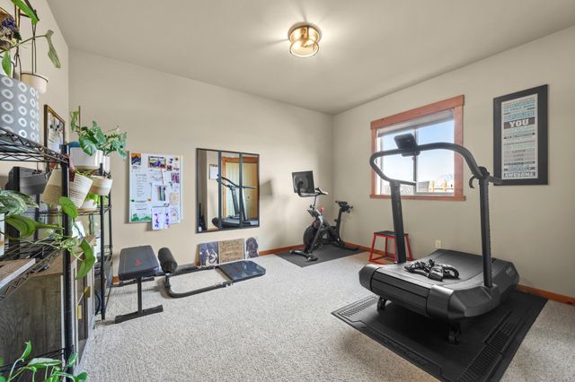 220 NW 28th Street, Redmond, OR 97756