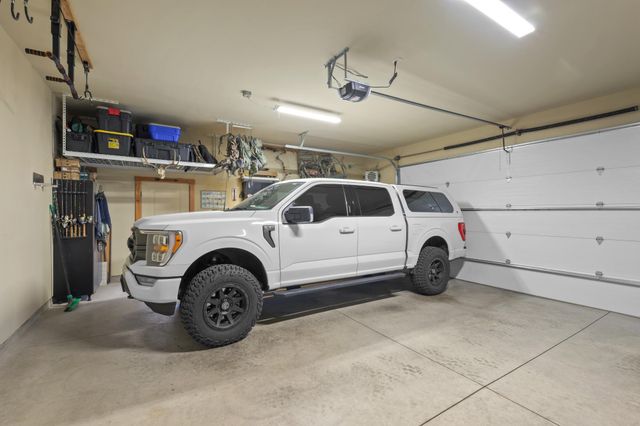 220 NW 28th Street, Redmond, OR 97756