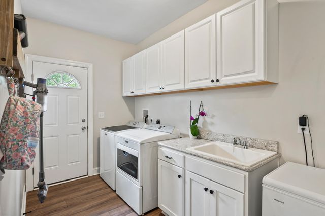 4047 Crestmont Street, Meggett, SC 29449