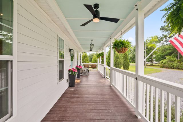 4047 Crestmont Street, Meggett, SC 29449