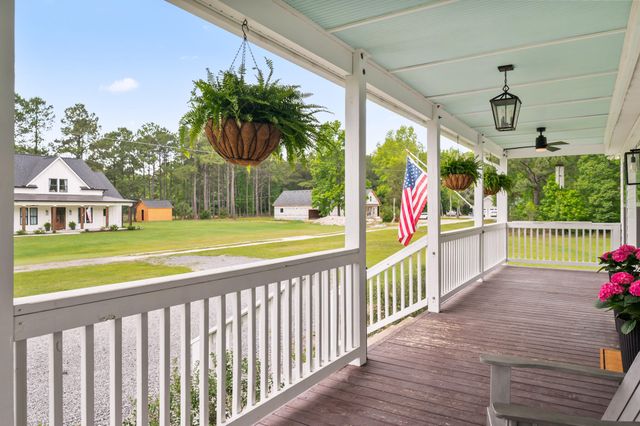 4047 Crestmont Street, Meggett, SC 29449
