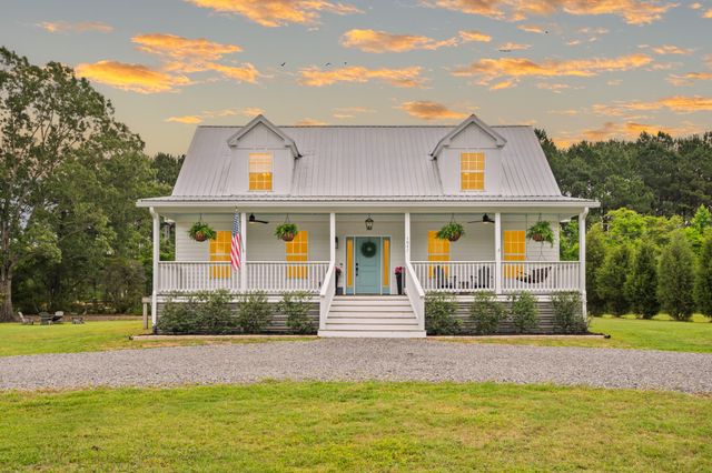 4047 Crestmont Street, Meggett, SC 29449