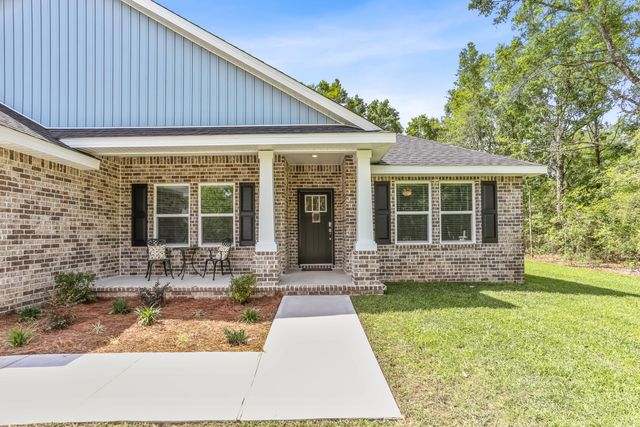 7568 Hatteras Drive, Navarre, FL 32566