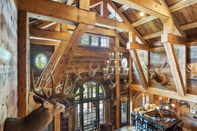 605 Red Oak Rd, Petersburg, TN 37144