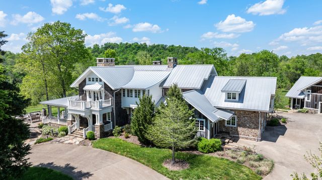 605 Red Oak Rd, Petersburg, TN 37144