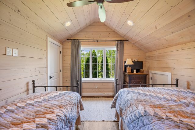 605 Red Oak Rd, Petersburg, TN 37144