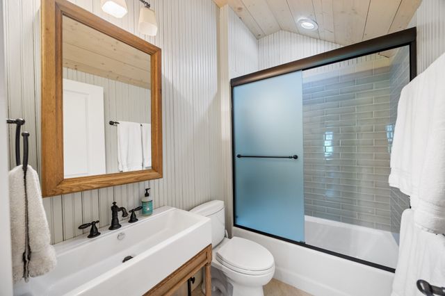 605 Red Oak Rd, Petersburg, TN 37144