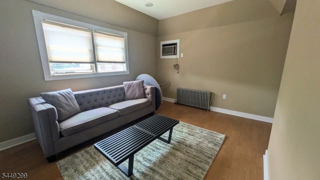 245 Union St, Lodi Boro, NJ 07644