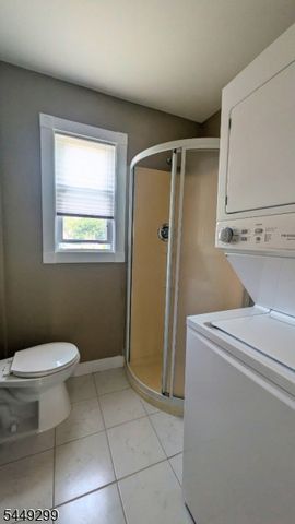 245 Union St, Lodi Boro, NJ 07644