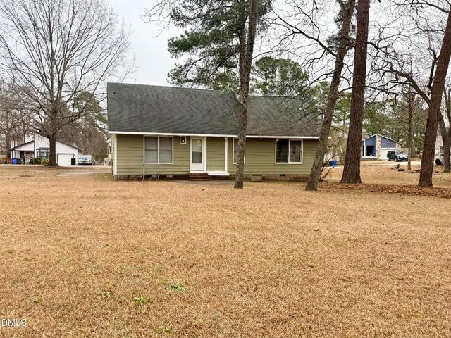 683 Dowfield Drive, Fayetteville, NC 28311