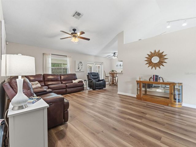 2273 GARDEN CHASE DRIVE, Lakeland, FL 33812