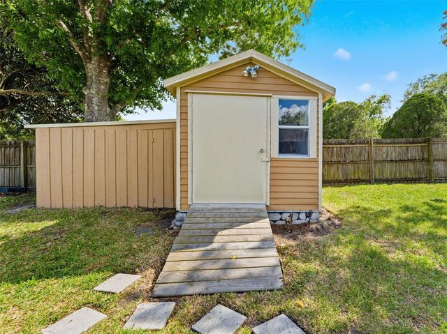 2273 GARDEN CHASE DRIVE, Lakeland, FL 33812