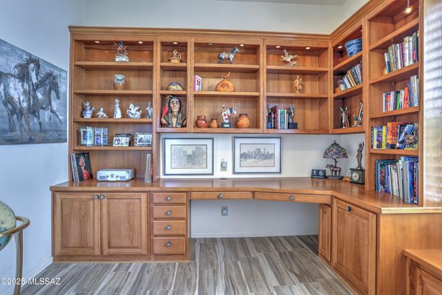 2303 E Desert Pueblo Pass, Green Valley, AZ 85614