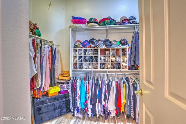 2303 E Desert Pueblo Pass, Green Valley, AZ 85614