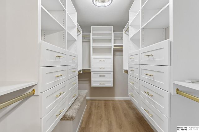 11161 Sunburst Drive, Papillion, NE 68046