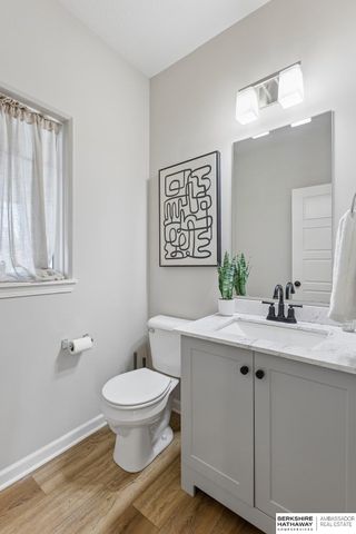 11161 Sunburst Drive, Papillion, NE 68046