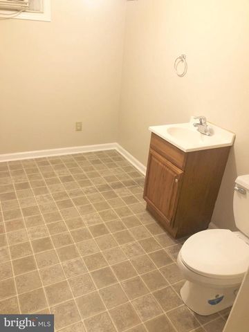 2060 BRIDGE RD, Schwenksville, PA 19473