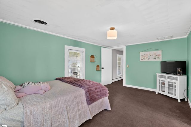 1710 Scuffletown Road, Fountain Inn, SC 29644