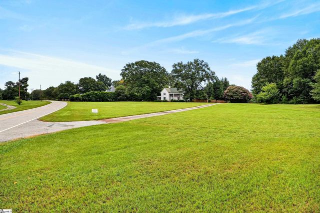 1710 Scuffletown Road, Fountain Inn, SC 29644