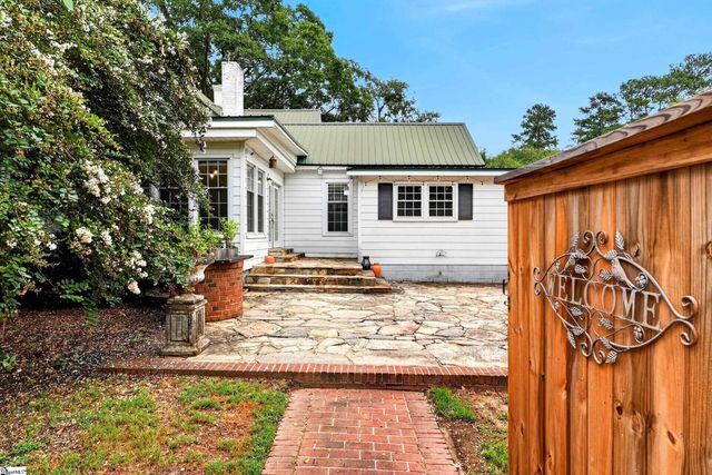 1710 Scuffletown Road, Fountain Inn, SC 29644