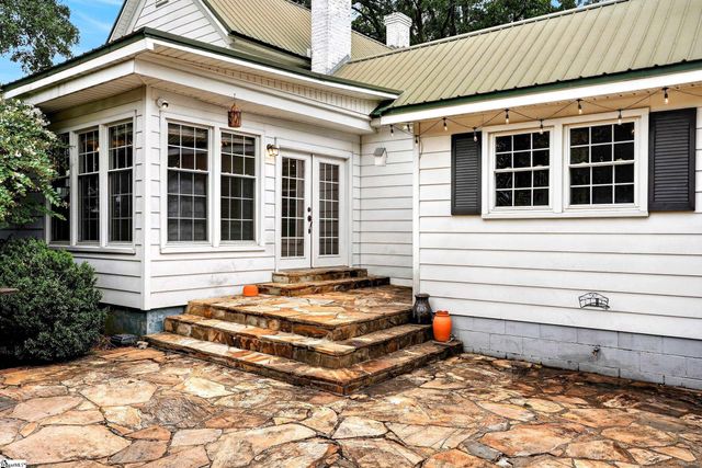 1710 Scuffletown Road, Fountain Inn, SC 29644