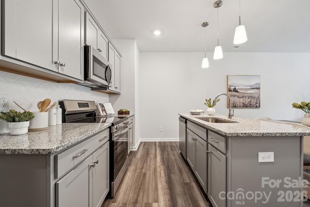 7005 Alpharetta Street 20, Charlotte, NC 28216
