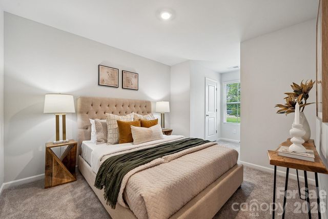 7005 Alpharetta Street 20, Charlotte, NC 28216