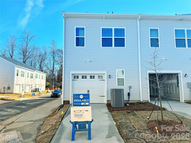 7005 Alpharetta Street 20, Charlotte, NC 28216