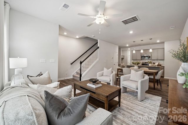 7005 Alpharetta Street 20, Charlotte, NC 28216