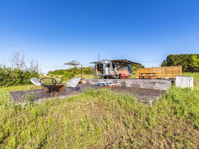 25625 Pedernales Point DR, Spicewood, TX 78669