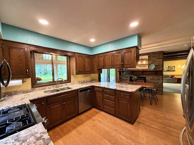 410 Valley Road, Madison, WI 53714