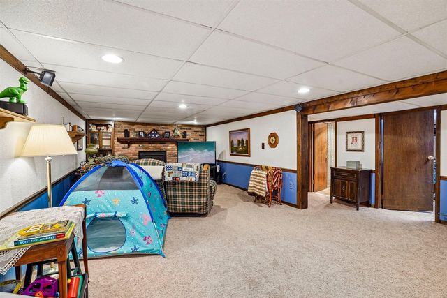 26347 Midway Street, Dearborn Heights, MI 48127