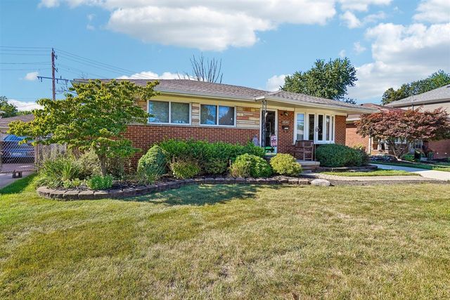 26347 Midway Street, Dearborn Heights, MI 48127