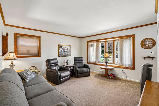 26347 Midway Street, Dearborn Heights, MI 48127