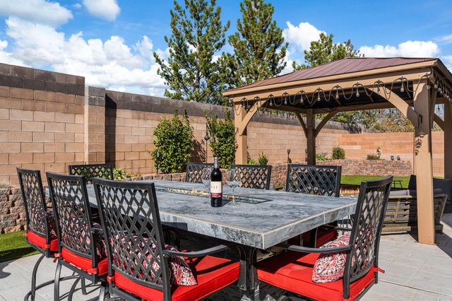 9770 Summer Shower Place NW, Albuquerque, NM 87120