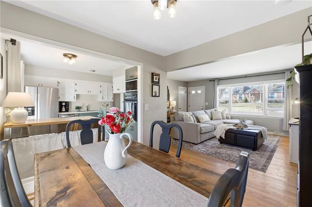 9237 Hemlock Street, Overland Park, KS 66212