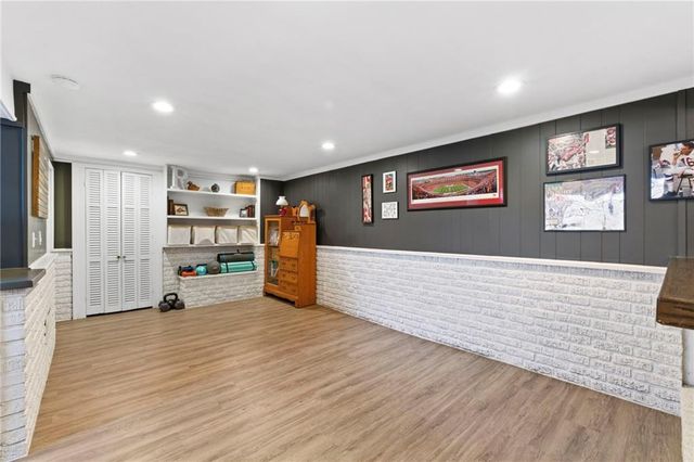 9237 Hemlock Street, Overland Park, KS 66212