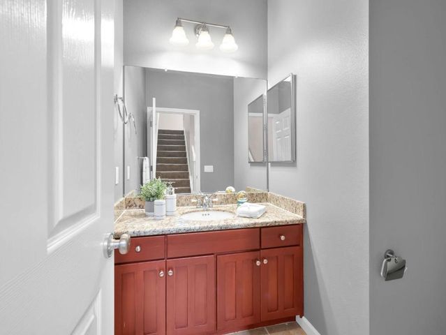 1044 Keeble Court, San Jose, CA 95126