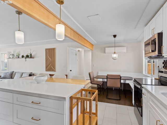 20149 Ne OREGON St, Fairview, OR 97024