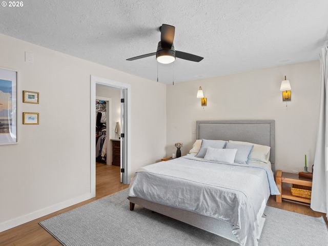 20149 Ne OREGON St, Fairview, OR 97024