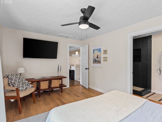 20149 Ne OREGON St, Fairview, OR 97024