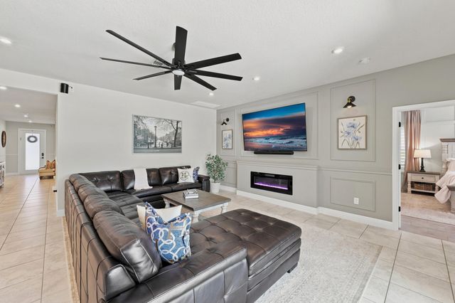1183 BUSHEL CREEK Crossing, Loxahatchee, FL 33470