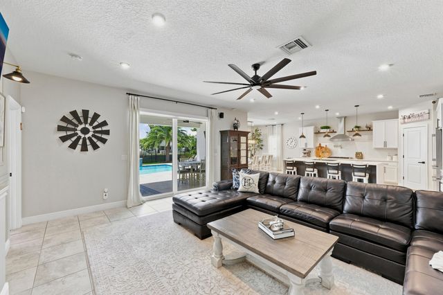 1183 BUSHEL CREEK Crossing, Loxahatchee, FL 33470